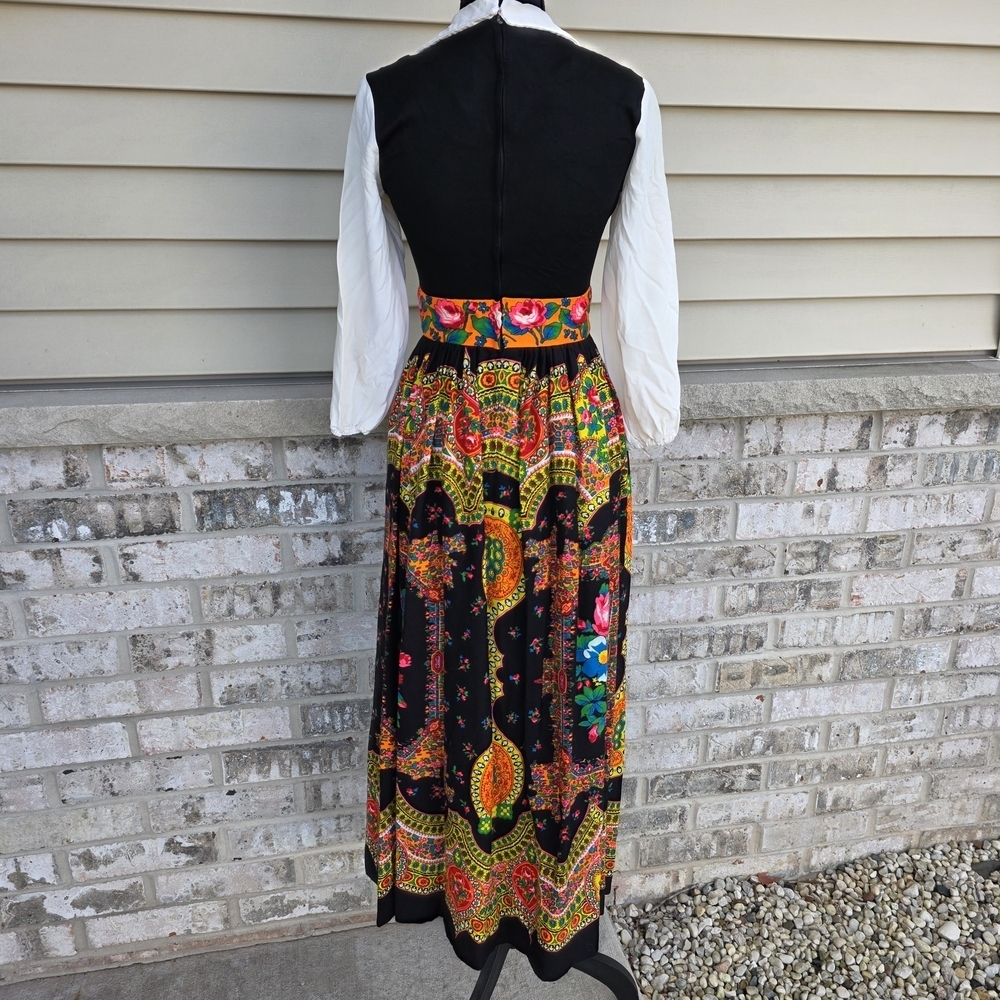 Vintage 70s Carlette Union Made Boho Floral Maxi Dress - Picture 2 of 13